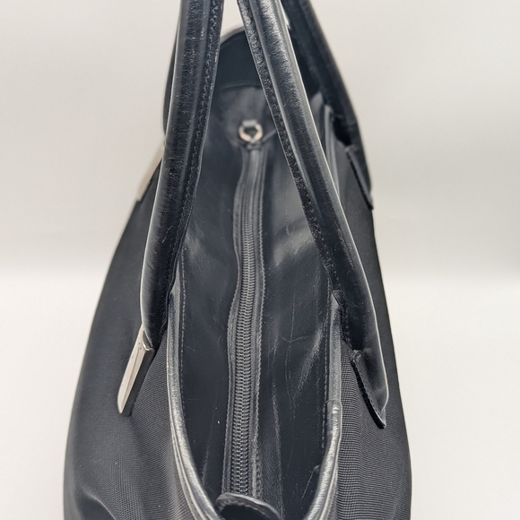 Gucci Black Nylon and Leather Trim Tote Bag - Picture 10 of 16